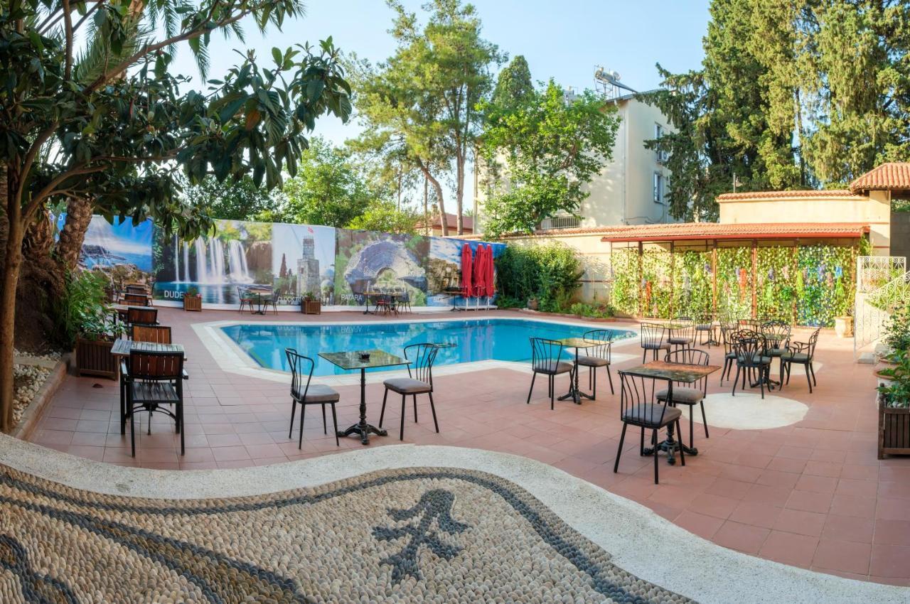 Giges King Boutique Hotel Antalya Bagian luar foto